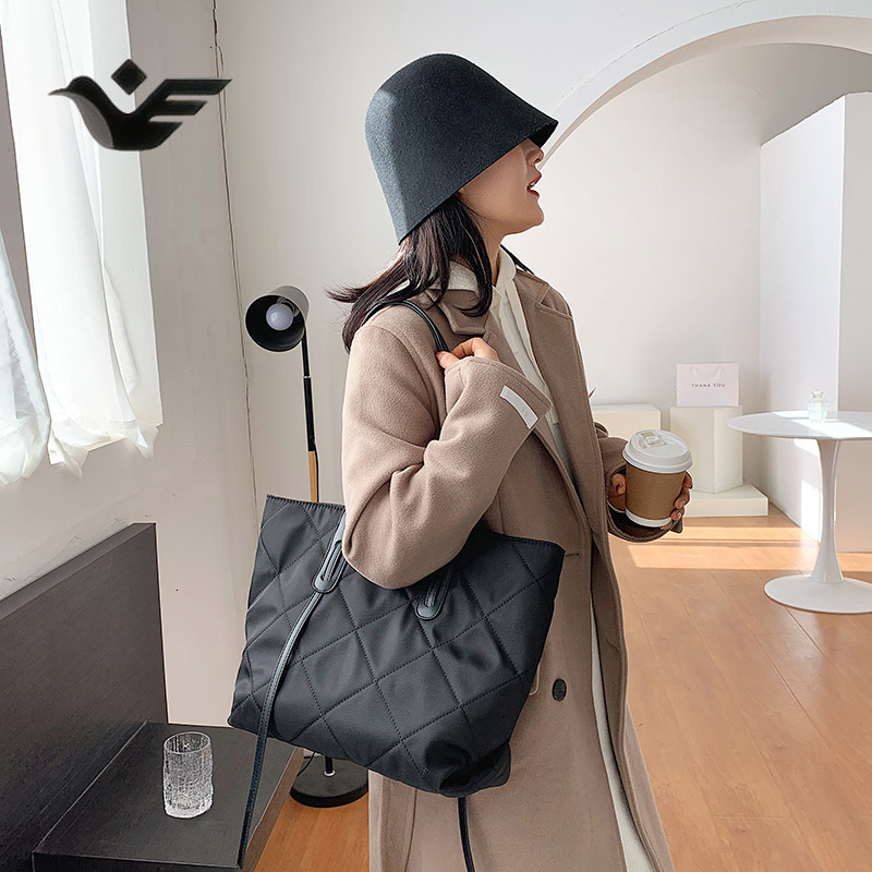 Feiyan Free Shipping New Designer Bag Luxury Shopping Bag Fashion Women's Tote Bag Single Shoulder Bag Stylish Quilted Shopping