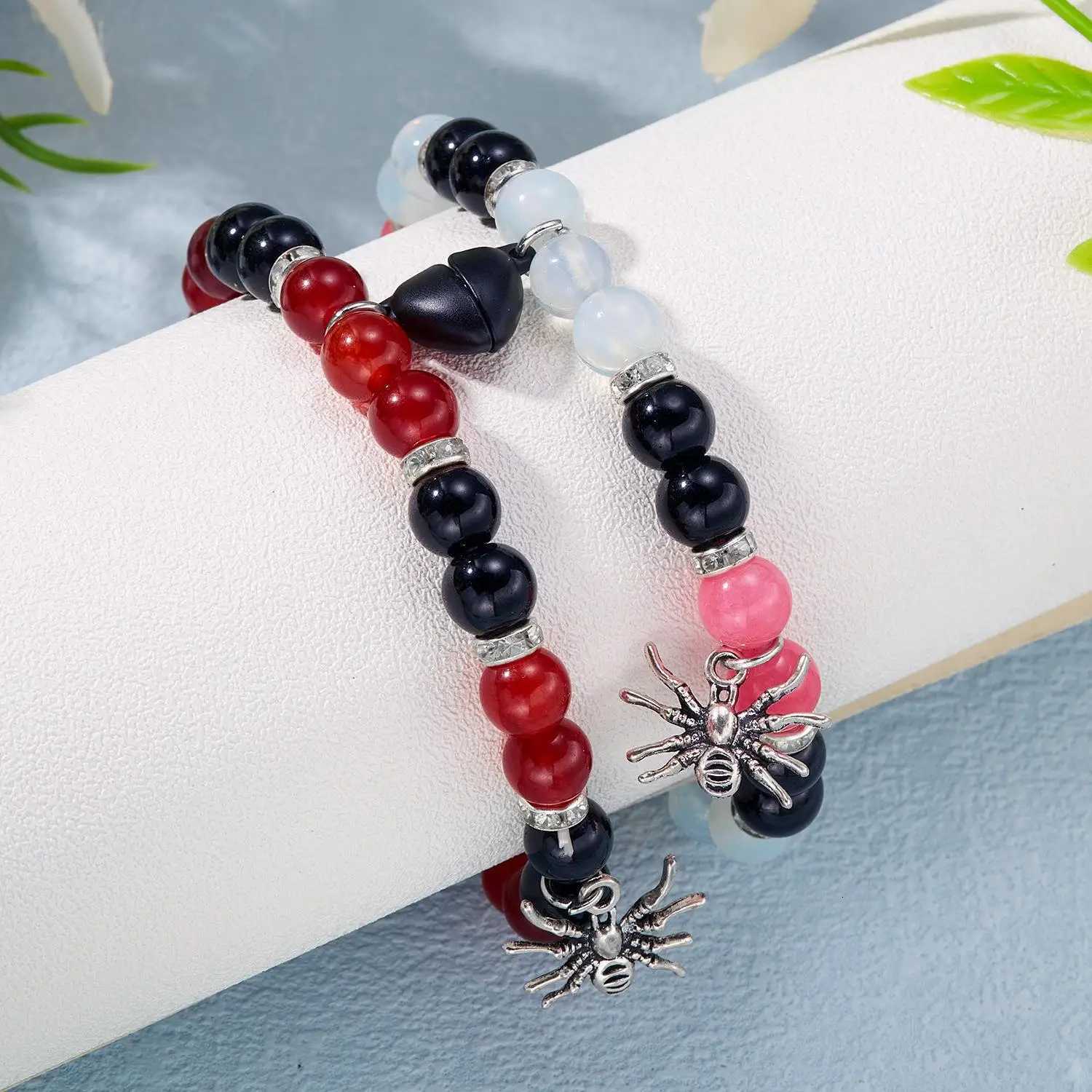 Spider Matching Friendship Bracelets for Couples Spider Charm Bracelets Magnetic Friendship Bracelets for 2 Halloween Bracelets W250904