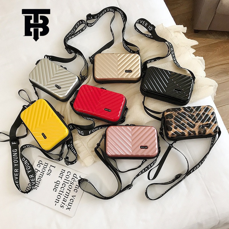 TB BHULAMTE Internet Celebrity Small Square Designer s bag Bag Women's Bag 2025 New Winter Fashion Simple Crossbody Shoulder Bag Versatile Ins 7i