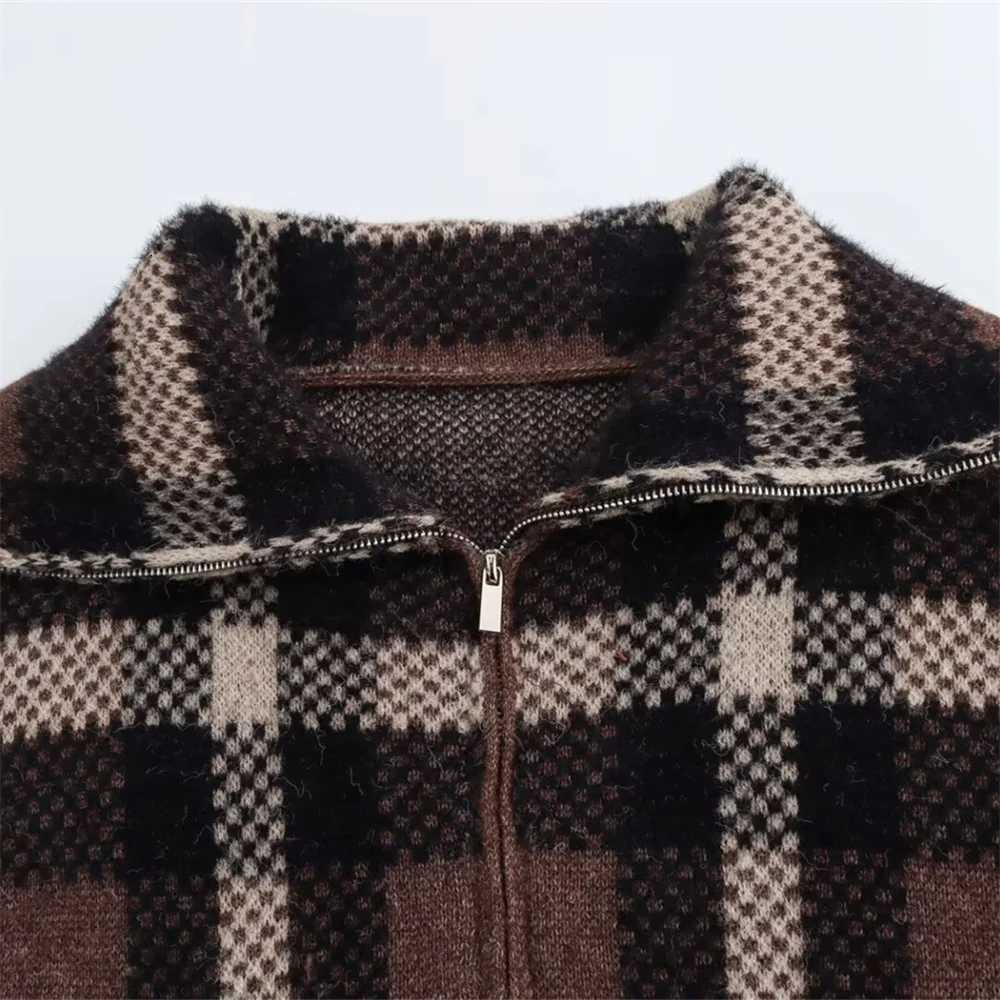 autumn and winter womens new fashion leisure slim and versatile plaid pocket zipper sweater coat M250904