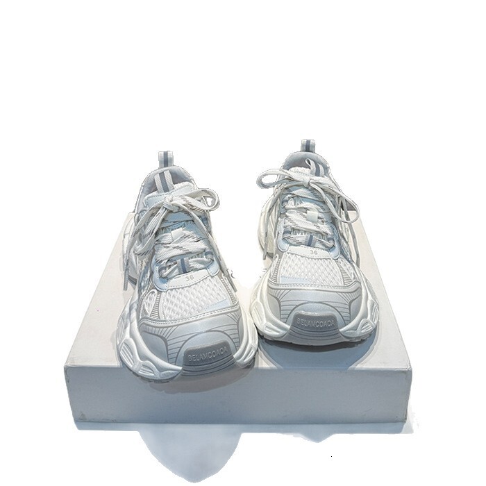 2025 designer's new women's dad shoes, thick soled breathable sports shoes, lace up casual shoes