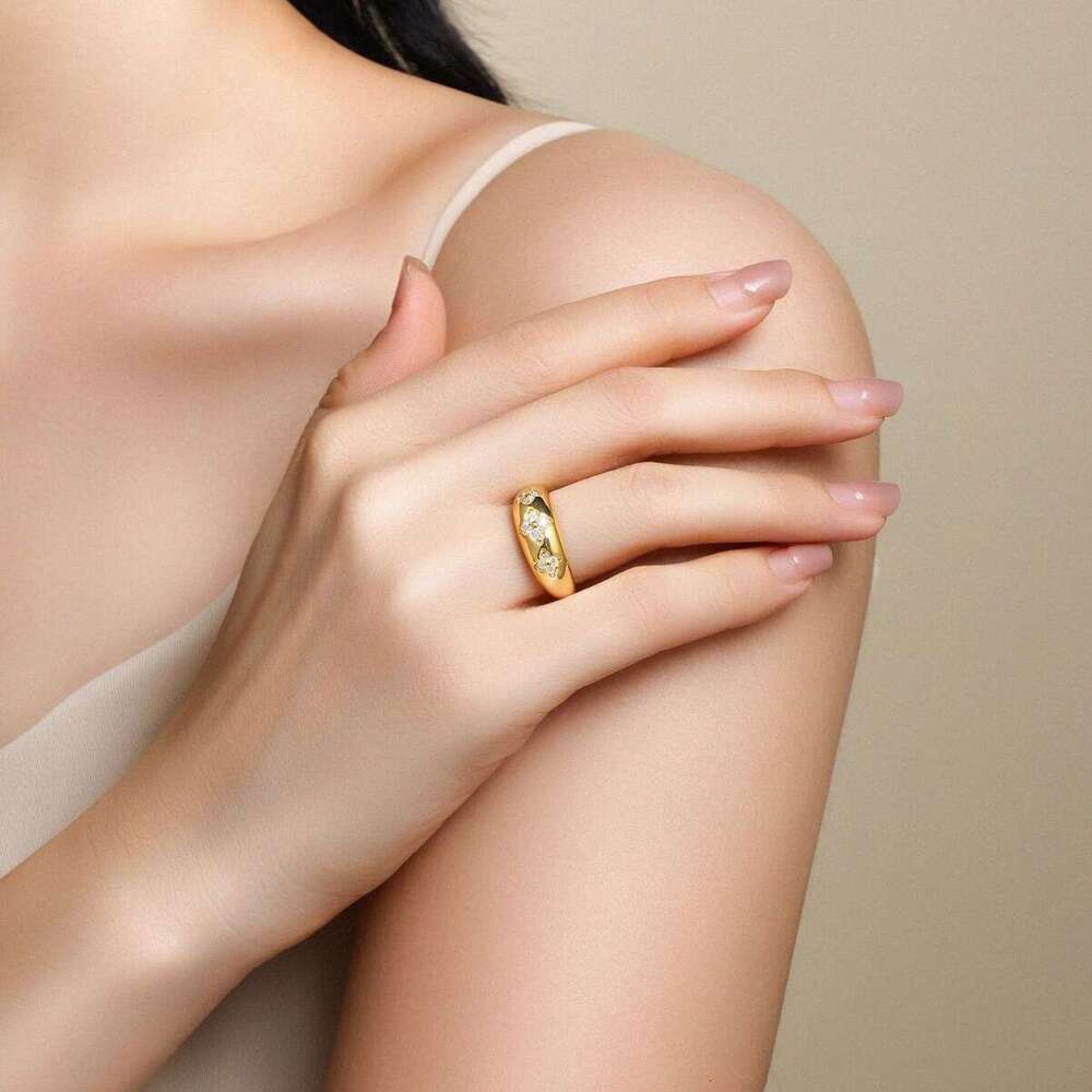 DH collections Hot - selling 925 Sterling Silver Luxury - inspired Rings for Women. These rings with a geometric design, inlaid with moissanite, exude