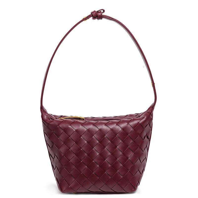 Designer Bags High-End Minimalist Vintage Leather Crossbody Bag For Women With Large Capacity And Stylish Solid Color Fashionable Hot Selling