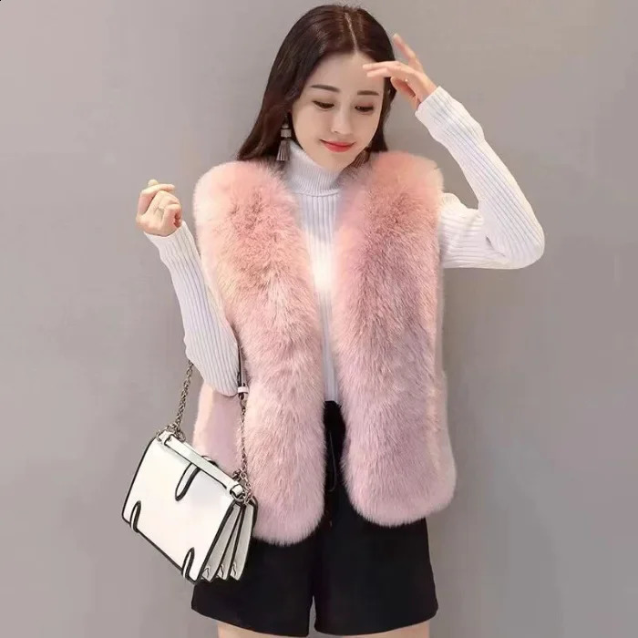 Womens Thickened Fur Vest Of The Season Cotton Sheepskin Fashionable Autumn Winter Style Versatile Water-Resistant 250823