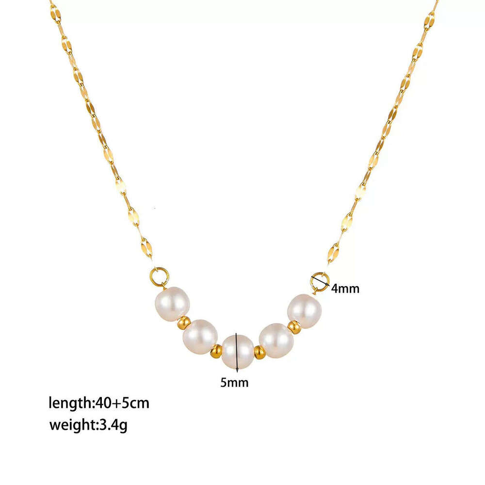 Oval Large Pearl Pendant Elegant Gentle Necklace for Women Personalized Women's Collarbone Chain Titanium Steel Jewelry Mature Trendy