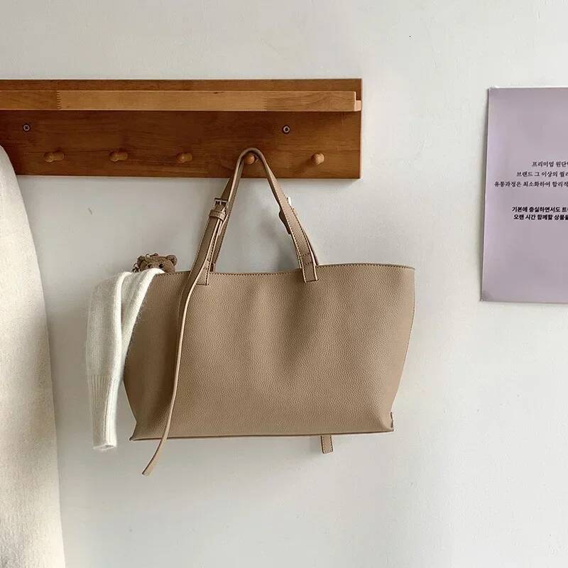 Tote Soft Leather Shoulder Bag 2025 New Fashion Korean Simple Large Capacity Vintage Casual Solid Trend Handbags