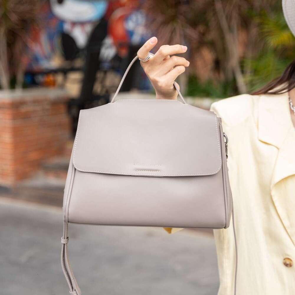 Tote Large Capacity Women Genuine Leather New Style High-end Commuter Handbag Fashion Versatile Shoulder Bag designer bag B5