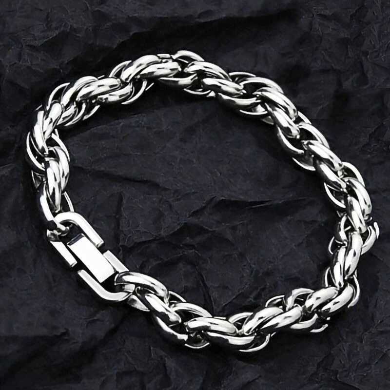 Classic Stainless Steel Cuban Chain Bracelet Fashion Mens Street Hip Hop Punk Titanium Steel Bracelet Fashion Mens Jewelry Gift Y250904