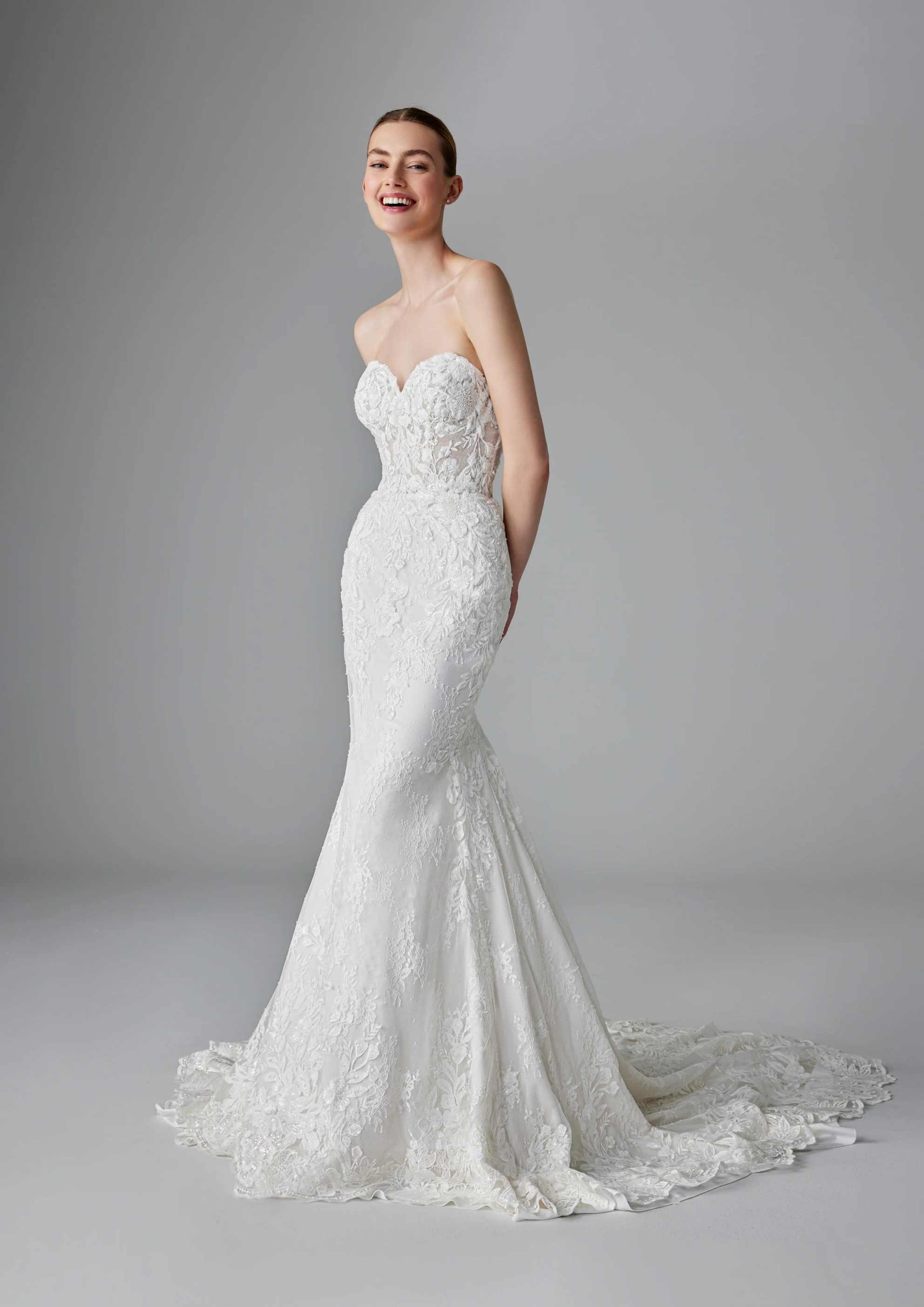 Roycebridal Sheath Column Lace Bohemian Wedding Dress for Women 2025 Crew Cap Sleeve Cut-out Bridal Gown Customized Vestidos