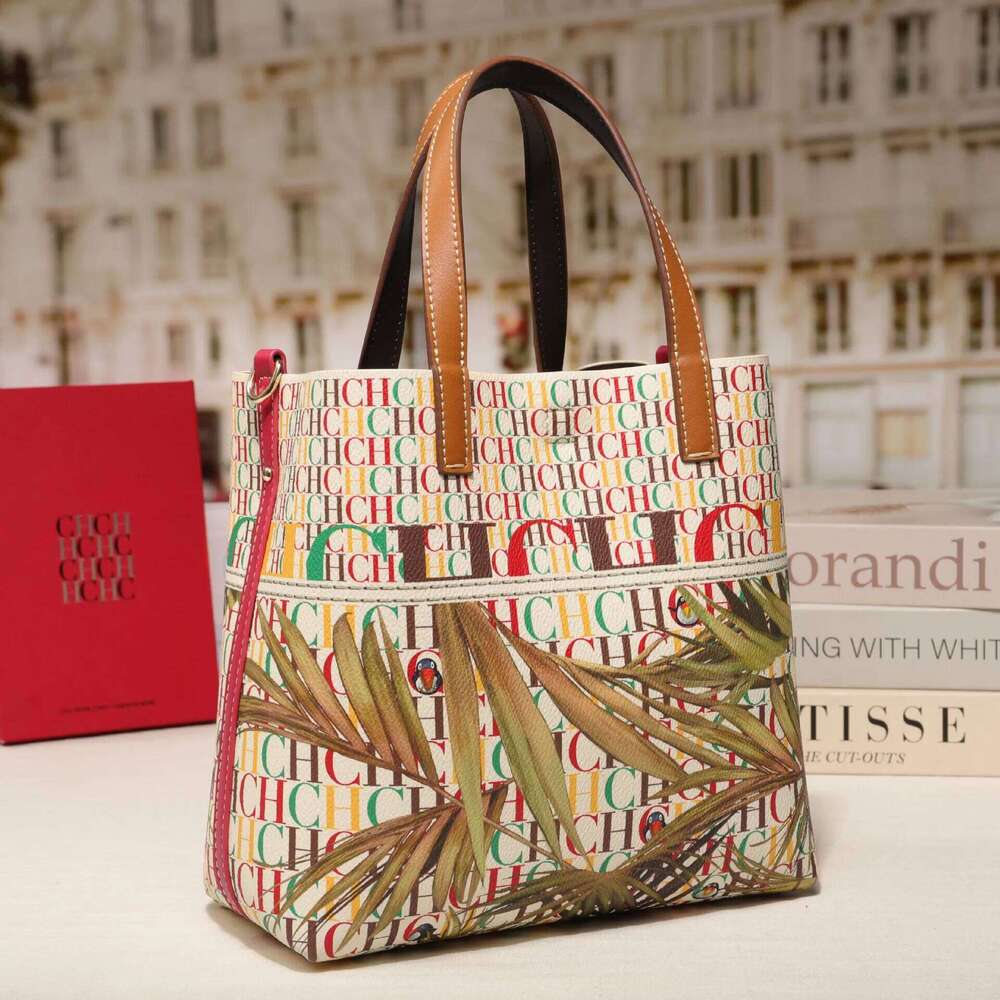 CH Classic Printed Letter Fashion Capacity Quality Exquisite Leisure High End Women's Handbag
