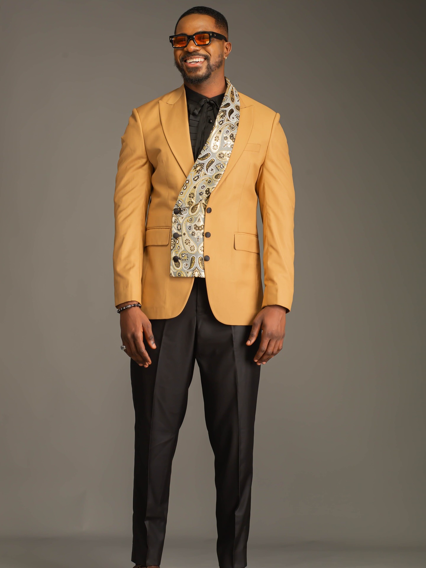 Retro Men's Suit Peaked Lapel Tailor-Made Jacquard Jacket 2 Pieces Set Blazer Double Breasted Groom Customized Coat Black Pants Plus Size