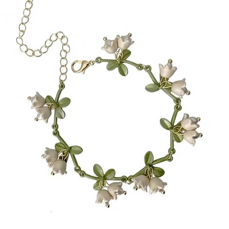 White Lily Of The Valley Bracelet Earrings Necklace Set Super Fairy Stud Earrings Girls Clavicle Chain Flower Jewelry GiftsXJ250904