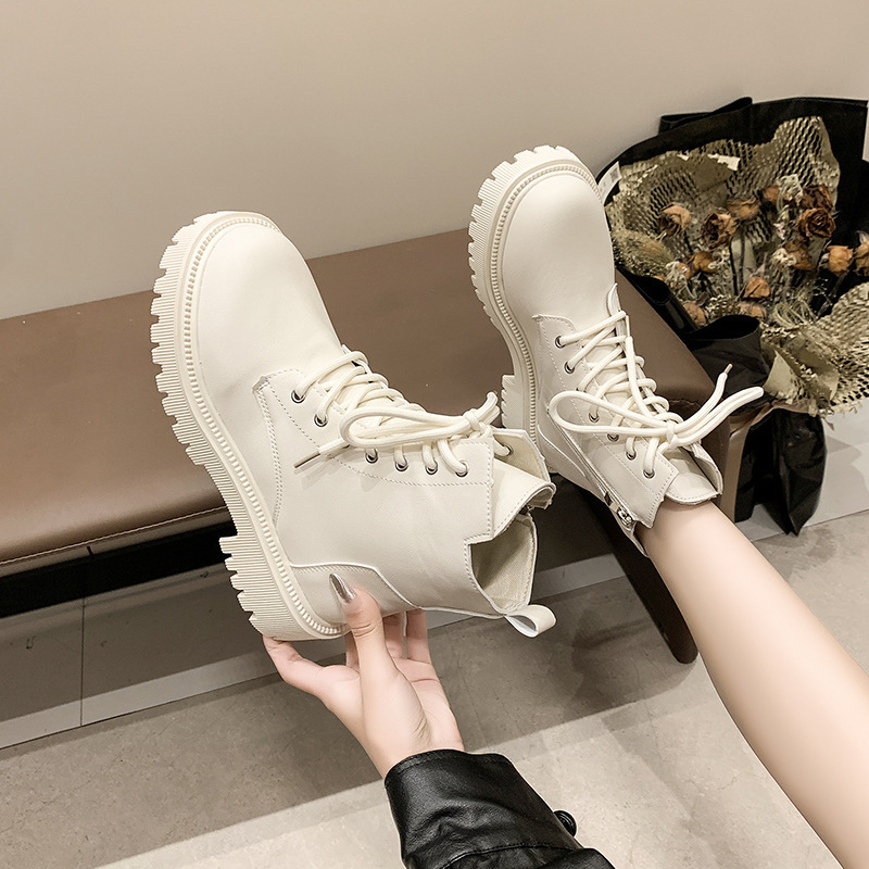 Hot free shipping designer boots for womens Martin Boots black white Winter versatile high top British style thick soled Martin boots