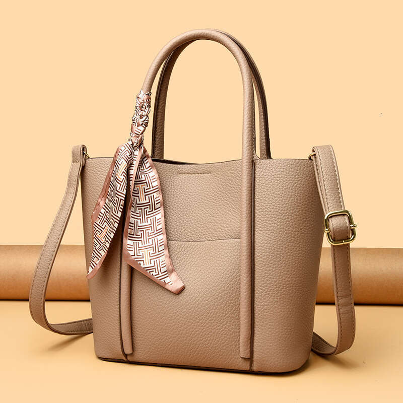 DHEssentials 2025 Summer New Women's Tote Bag Large Capacity Crossbody Commuter Handheld Single Shoulder Bag Urban Minimalist Black Khaki