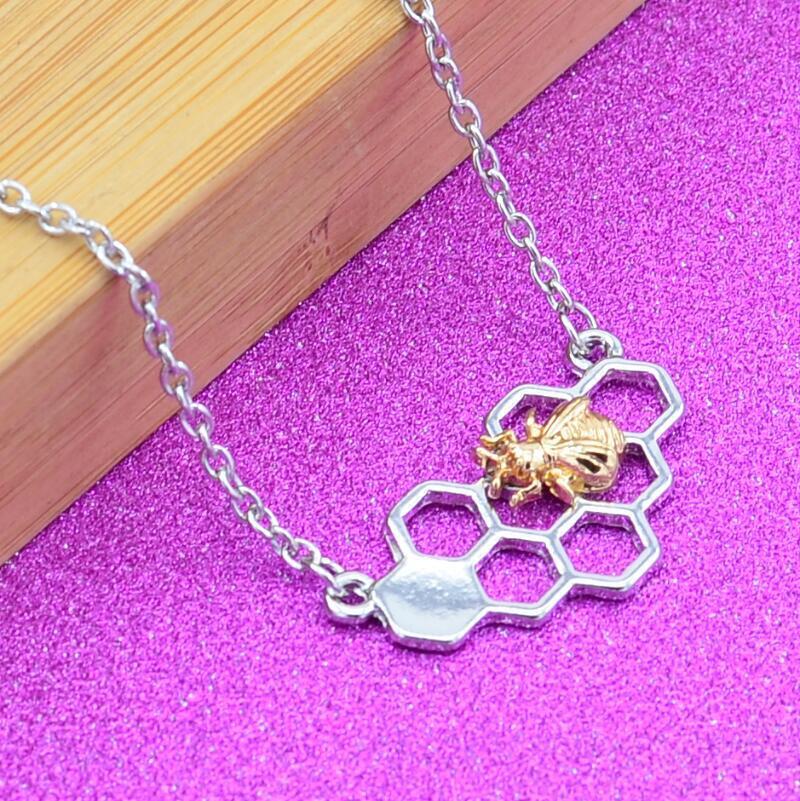 Heart-shaped Honeycomb Pendant Real Gold Little Bee Necklace Jewelry K918