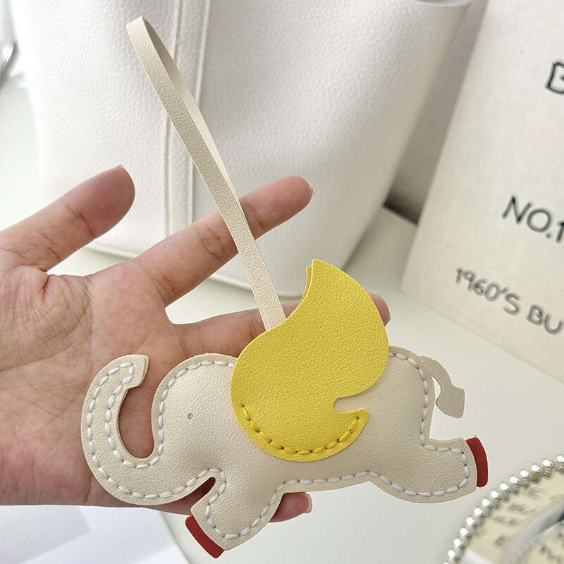 DHEssentials 2025 Handmade Flying Elephant Pendant DIY Bag Charm Leather Hand Sewn Keychain Exquisite Gift Car Hanger Coffee Blue Beige Gray