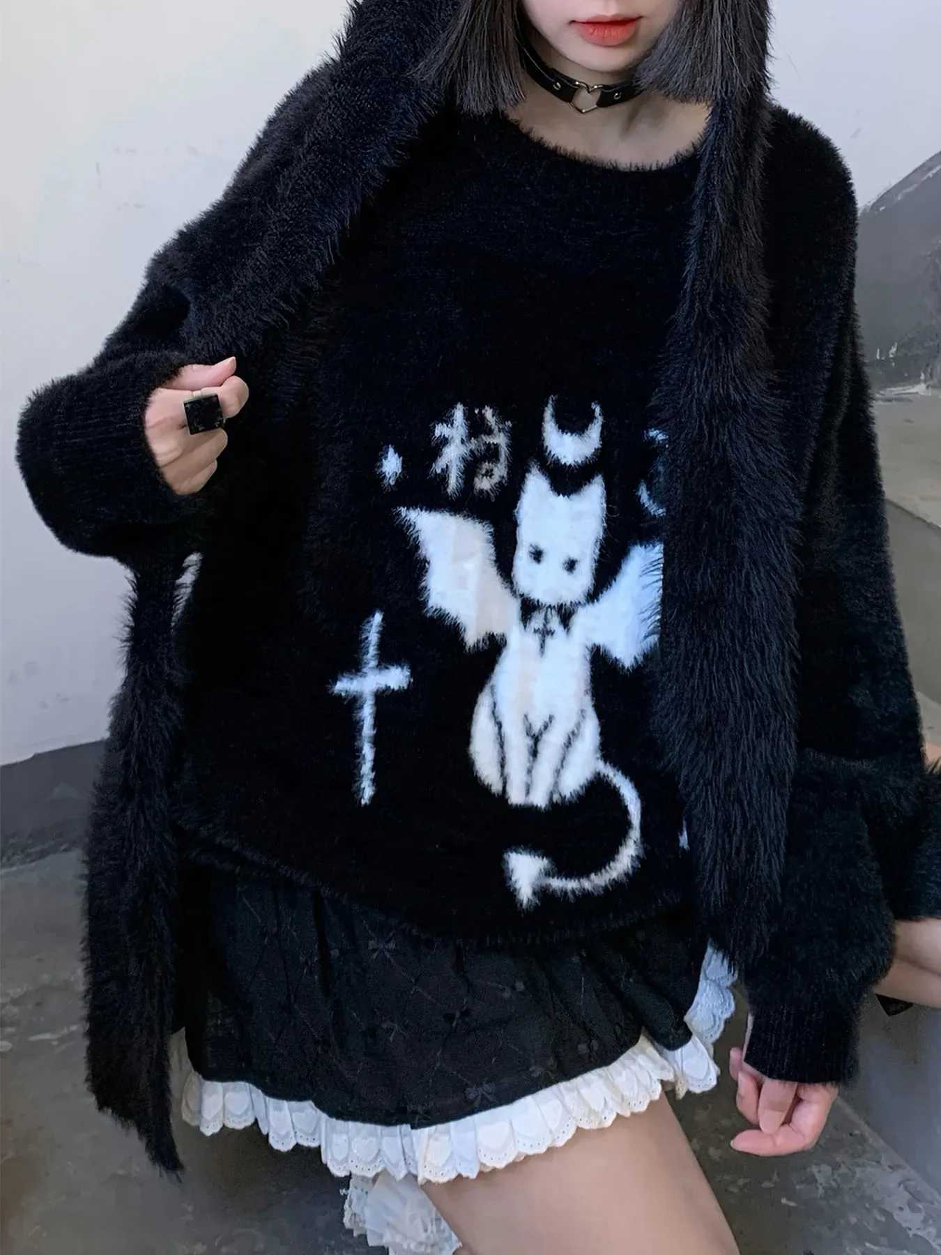 Harajuku Gothic Casual Oversized Knitted Jumpers Grunge Cartoon Sweater Fashion Knitwear Y2k Aesthetic Balack Loose Pullover M250904