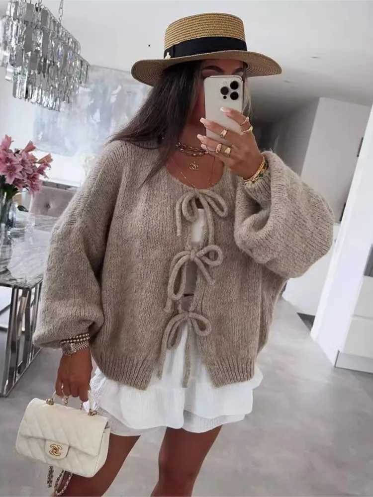 Elegant Sweet Solid Color Knitted Cardigan Women Fashion Simple O Neck Leaceup Knitting Sweaters Coat Lady Commuting Clothing M250904