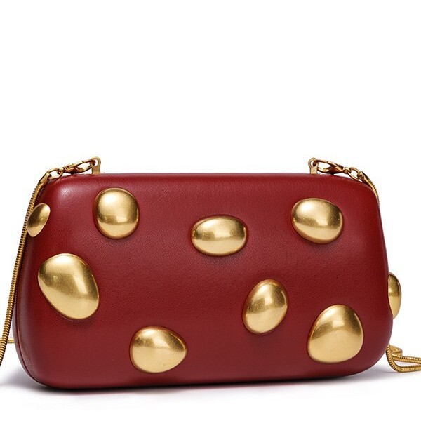 2025 autumn new retro women's underarm bag niche design, light luxury, elegant and fashionable crossbody bag designer shoulder bag