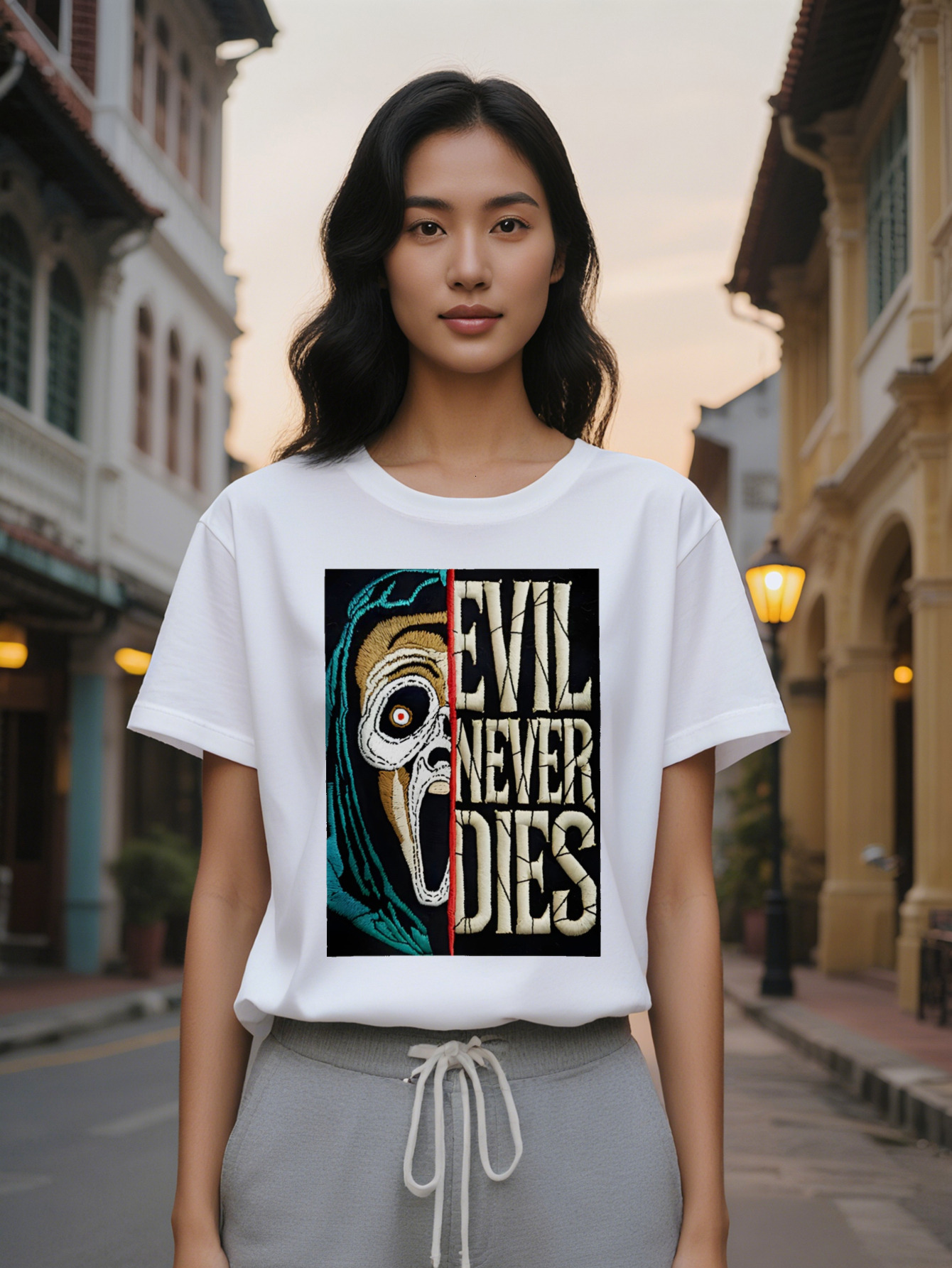 Large XL Casual Round Neck T-Shirt with Skull and Red Eyes Print, Women's Gift, Plus Size