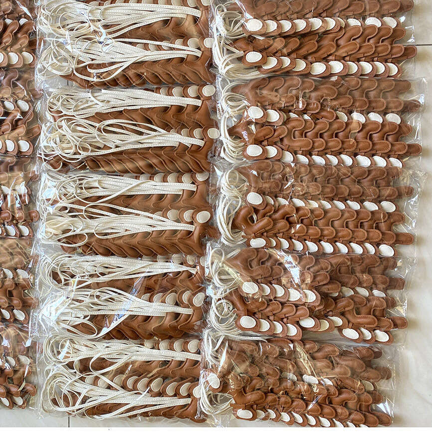 DHEssentials 2025 Spring Leather Bow Dog Pendant Cartoon Bag Charm PU Keychain Car Hanger White Customizable