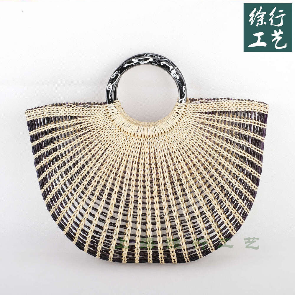 Fan-shaped Straw Shell Bag | Luxury Vacation Style Handbag