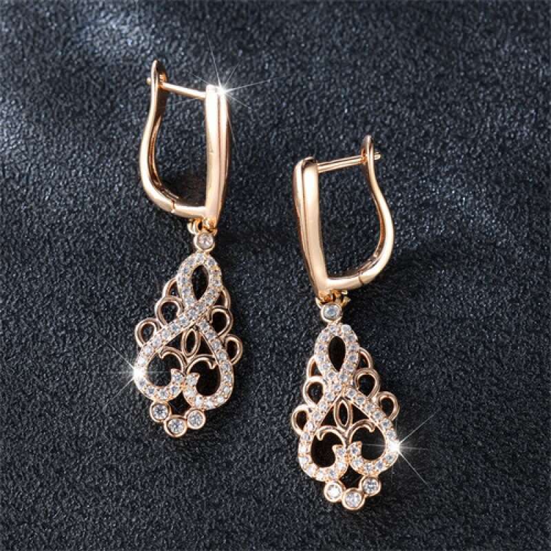 Rose Gold Hollow Crystal Drop Earrings Elegant Vintage Filigree Design Versatile Statement Jewelry for Women Ideal Gift for Parties Weddings Daily Wea