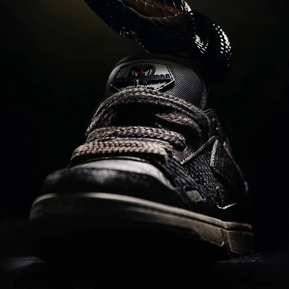 Maden Spring Casual Snake Year Mamba Men's Sneakers Low-Top Flat Sole Versatile Black for Autumn Skateboarding Shoes ddmysaturn