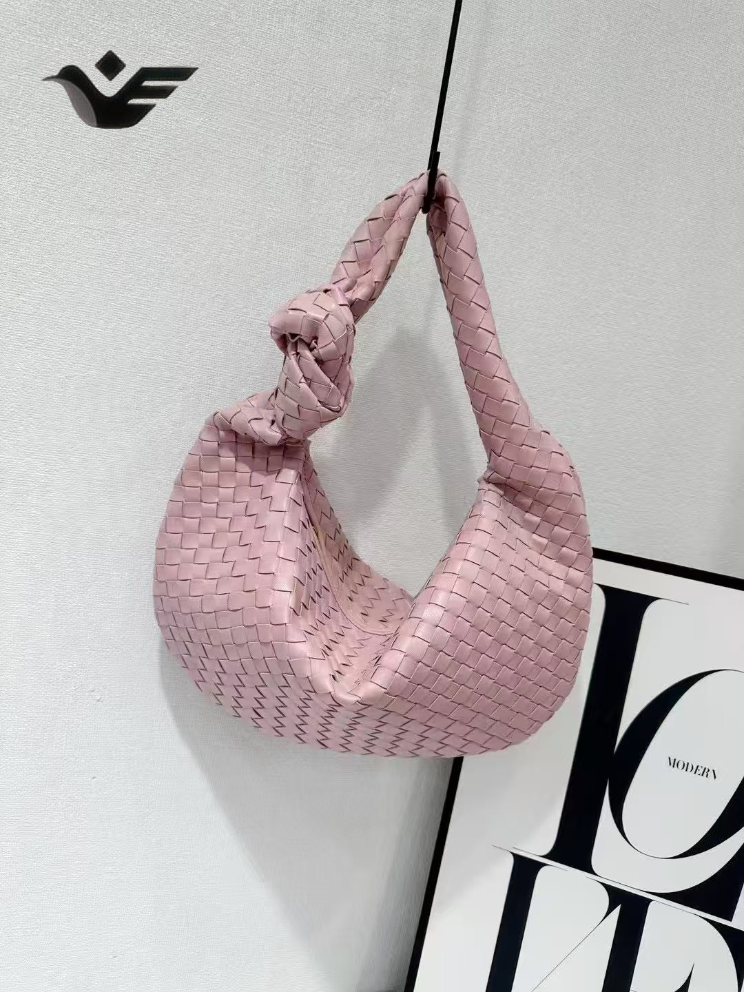 Feiyan Free Shipping New Designer Bag Luxury Shopping Bag Woven Bag Large Capacity Versatile Commuter Underarm Shoulder Bag Light Luxury Retro Handbag