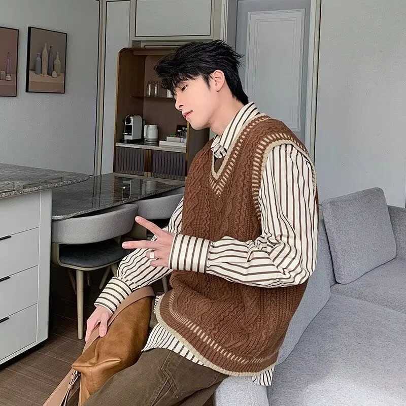 Spring and Autumn Academy Sweater Mens Casual Vneck Vest Sweater Korean Style Fashion Loose Candid TopXJ250904