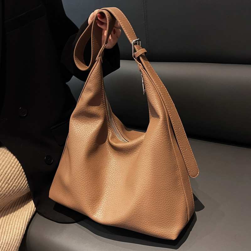 Large Capacity Bag For Women 2022 New Luxury Bag Designer Free Shipping Fashion High-quality Texture Shoulder Crossbody Bag Versatile Commuter Work To