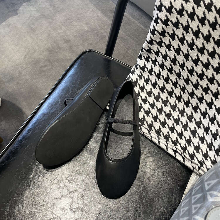 Sheepskin Version ~ 2025 New Genuine Leather Soft Sole Slip-On Designer Shoe Flat Casual Loafers for Women