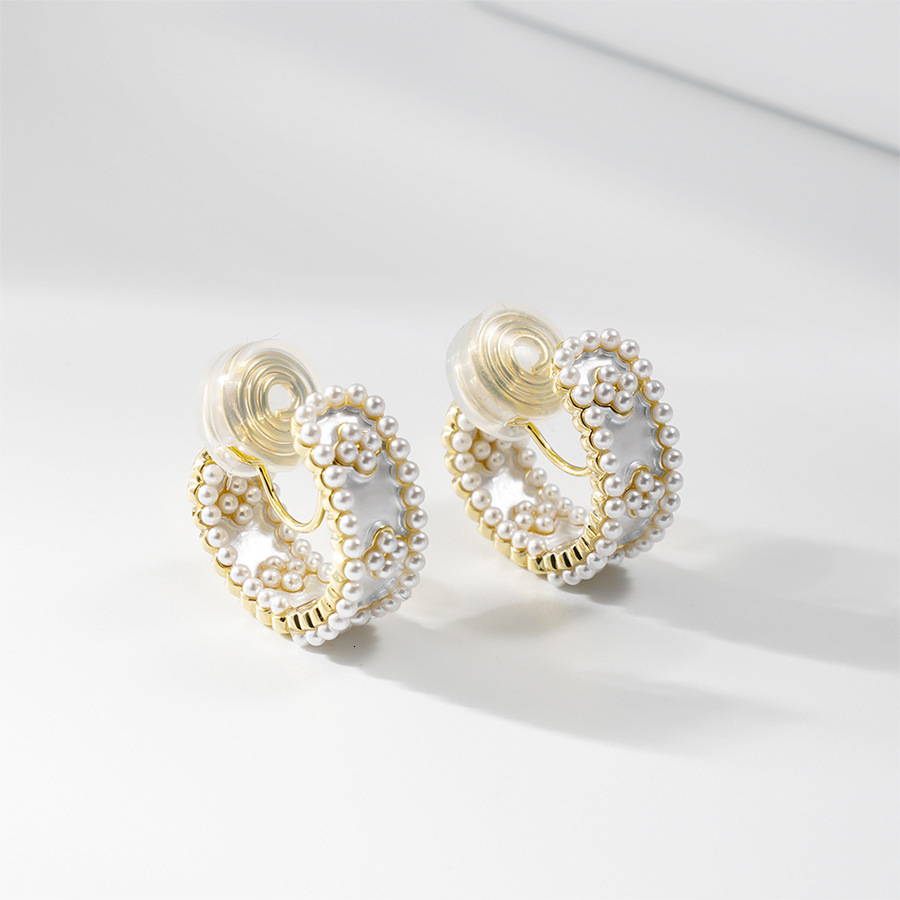 Ladies' Commuting Pearl Earrings High-end Luxury Earrings Ladies' Non Perforated Ear Clips Designer Luxury Free Shipping Ears Niche Ear Acce