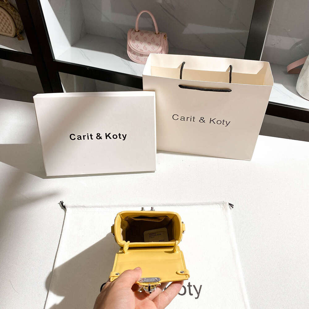 DHEssentials 2025 Jacquard Phone Crossbody Bag Unique Design Soft Shoulder Purse