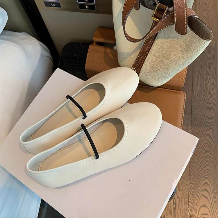 Sheepskin Version ~ 2025 New Genuine Leather Soft Sole Slip-On Designer Shoe Flat Casual Loafers for Women