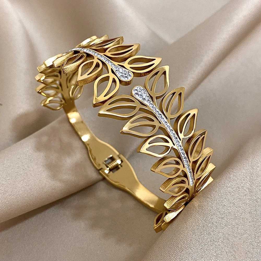 Exaggerated Rhinestone Leaves Stainless Steel Bangle Bracelet for Women Elegant Gold Silver Color Cuff Bracelets Jewelry Gifts Y250904
