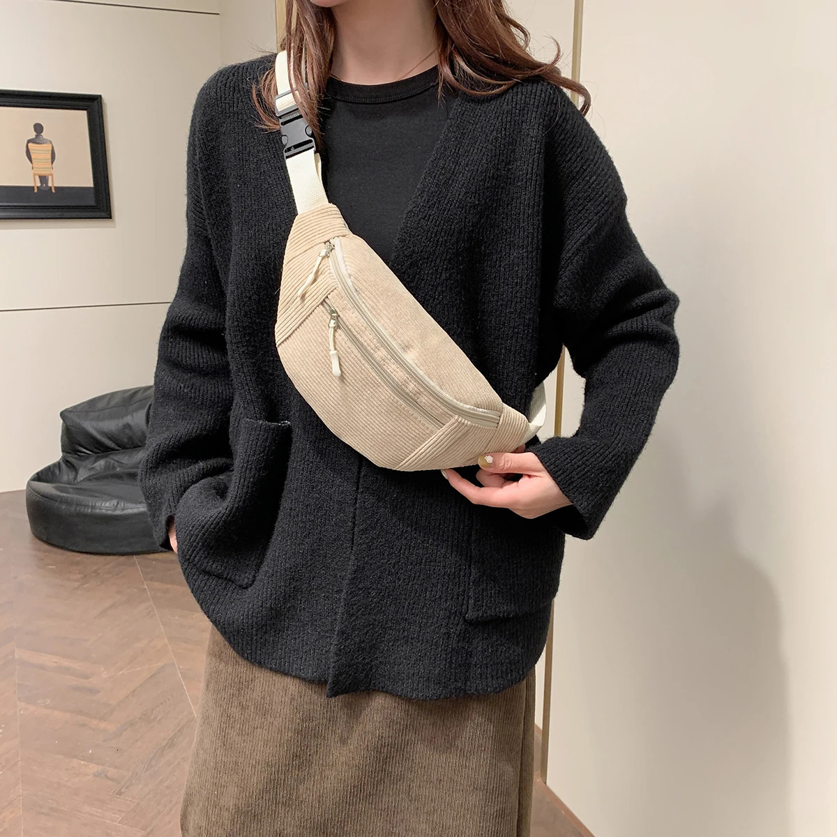 Women Waist Bag Corduroy Student Shoulder Handbag Crossbody Chest Breast Bag Fanny Pack Fashion Phone Female Bum Belt Purse 250903