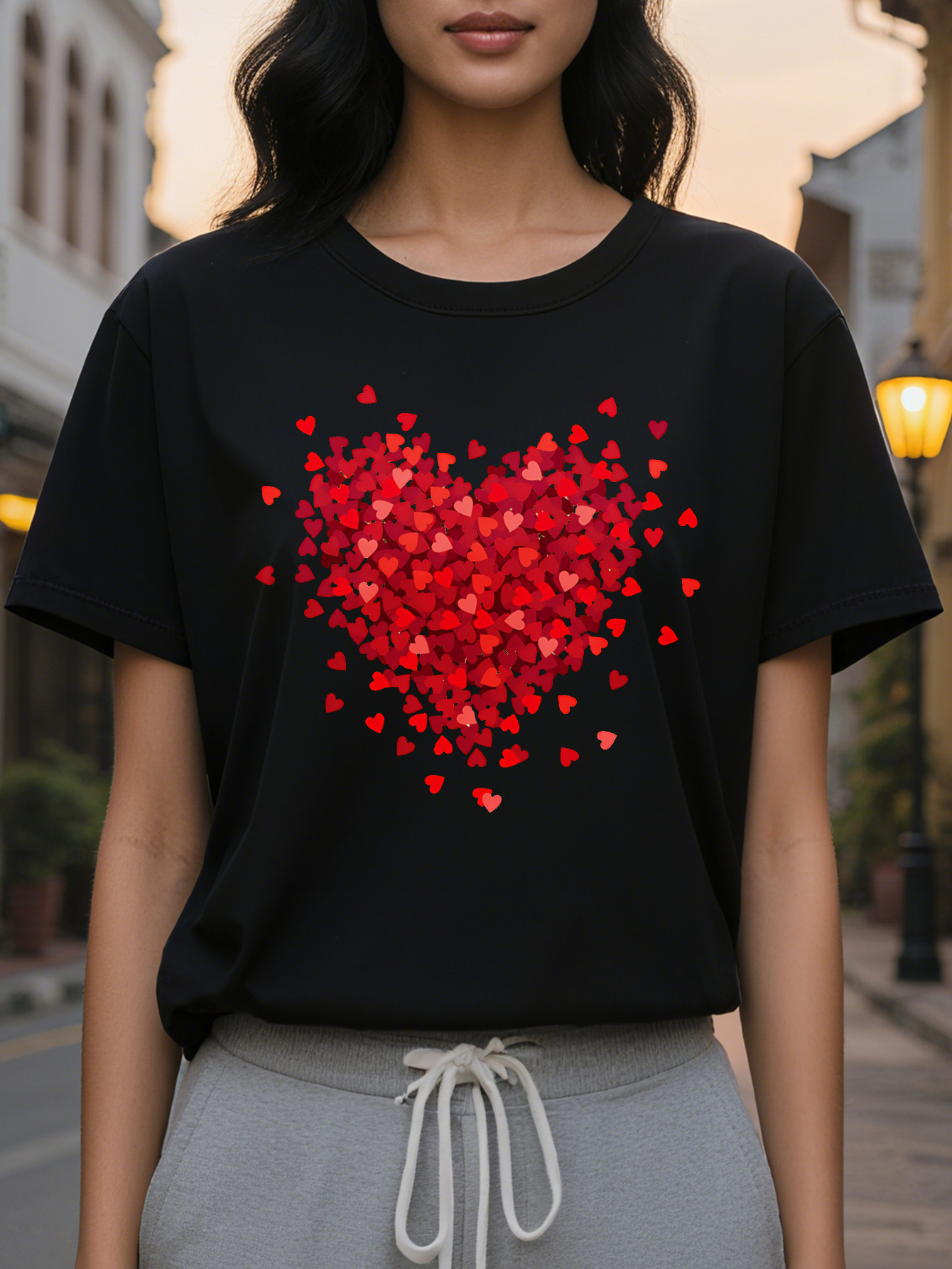 Heart Print T-Shirt Short Sleeve Round Neck Casual Top for Summer and Spring Women