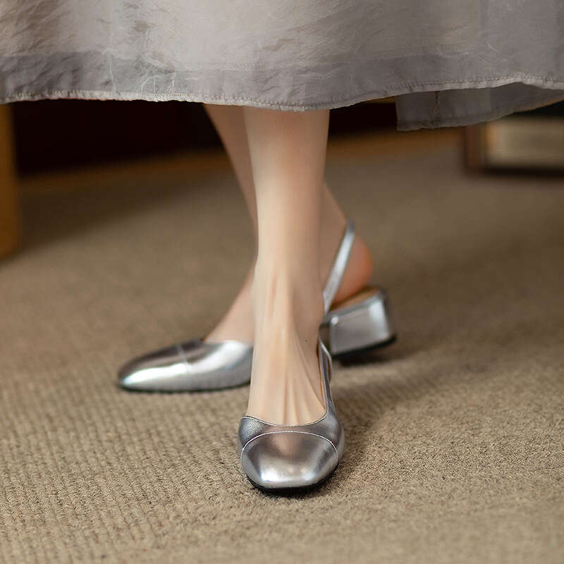 Soft Leather Silver Peep Sandals for Women, Chunky 2025 Summer New Designer Shoe Squ Toe Single Shoes, Mid Heel, Open Back