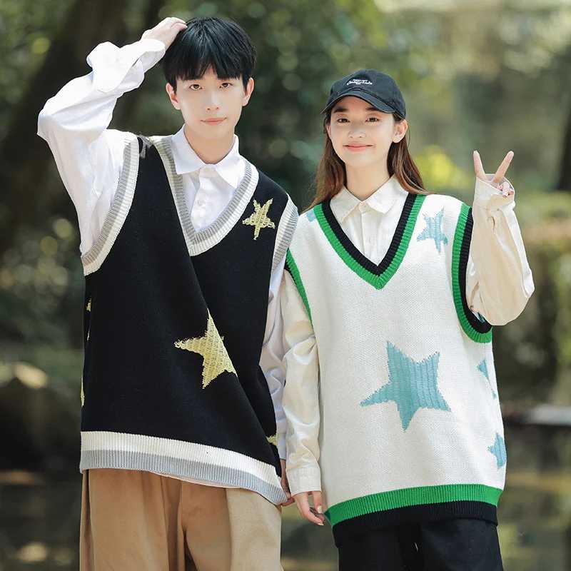 Korean Streetwear Mens Loose Sweater Vest Fashion Star Embroidery Autumn Winter Sweater Vest Men Sweater Vest for Daily WearXJ250904