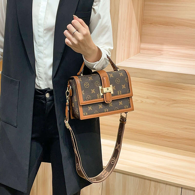 Square for Women 2025 New Floral Pattern Color-Block Texture Versatile Ladies Handbag Shoulder Crossbody Small Bag