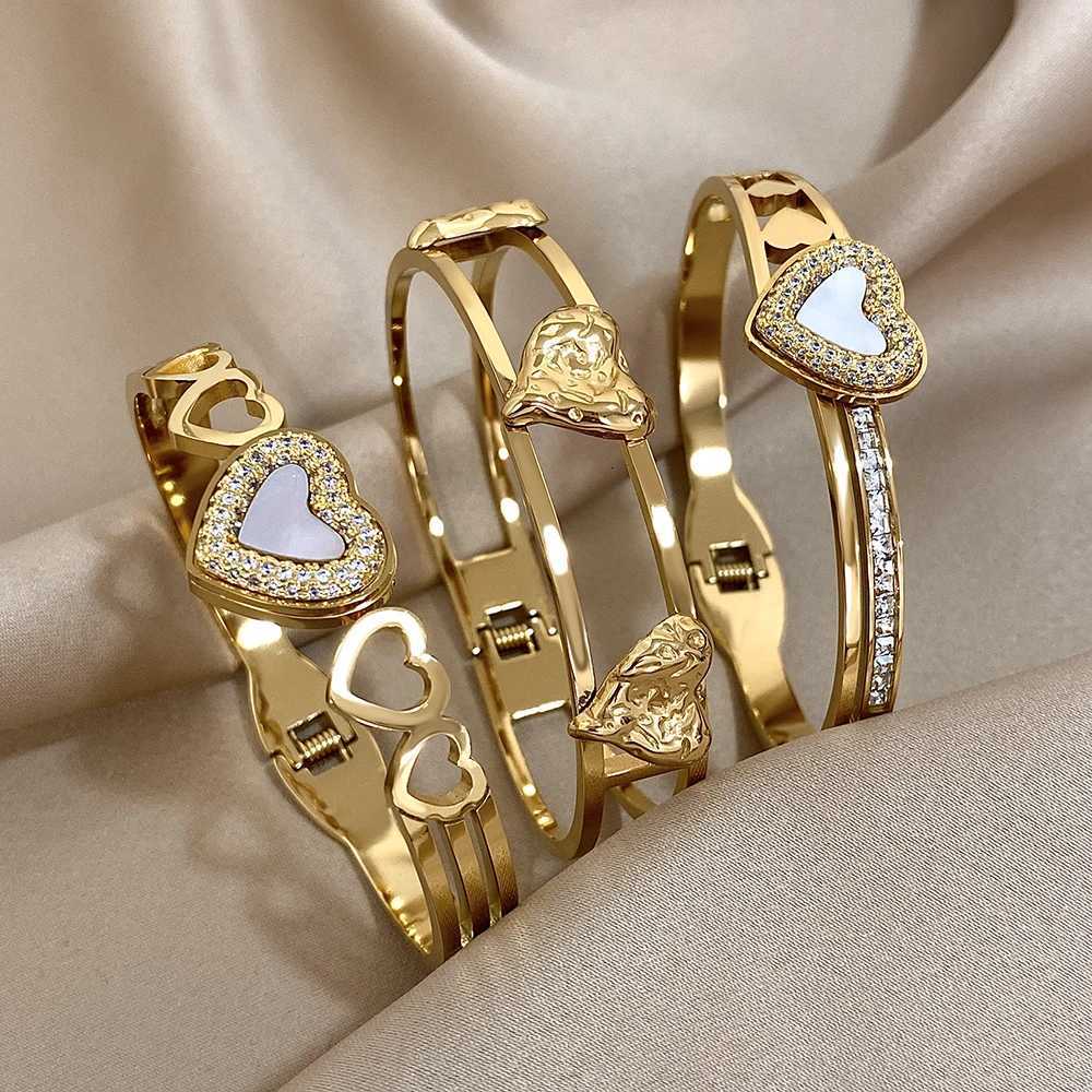 Stainless Steel Inlaid Shell Hollow Cuff Bangles for Women Fashion Gold Color Bracelet Valentines Day Gift Y250904