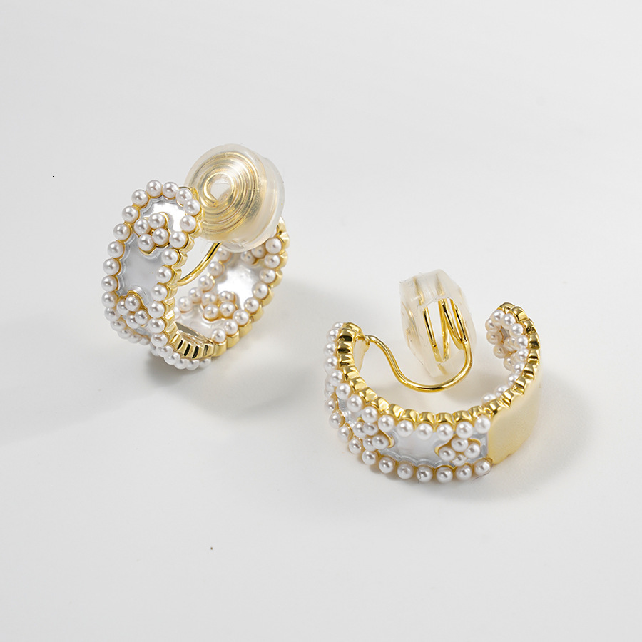 Ladies' Commuting Pearl Earrings High-end Luxury Earrings Ladies' Non Perforated Ear Clips Designer Luxury Free Shipping Ears Niche Ear Acce