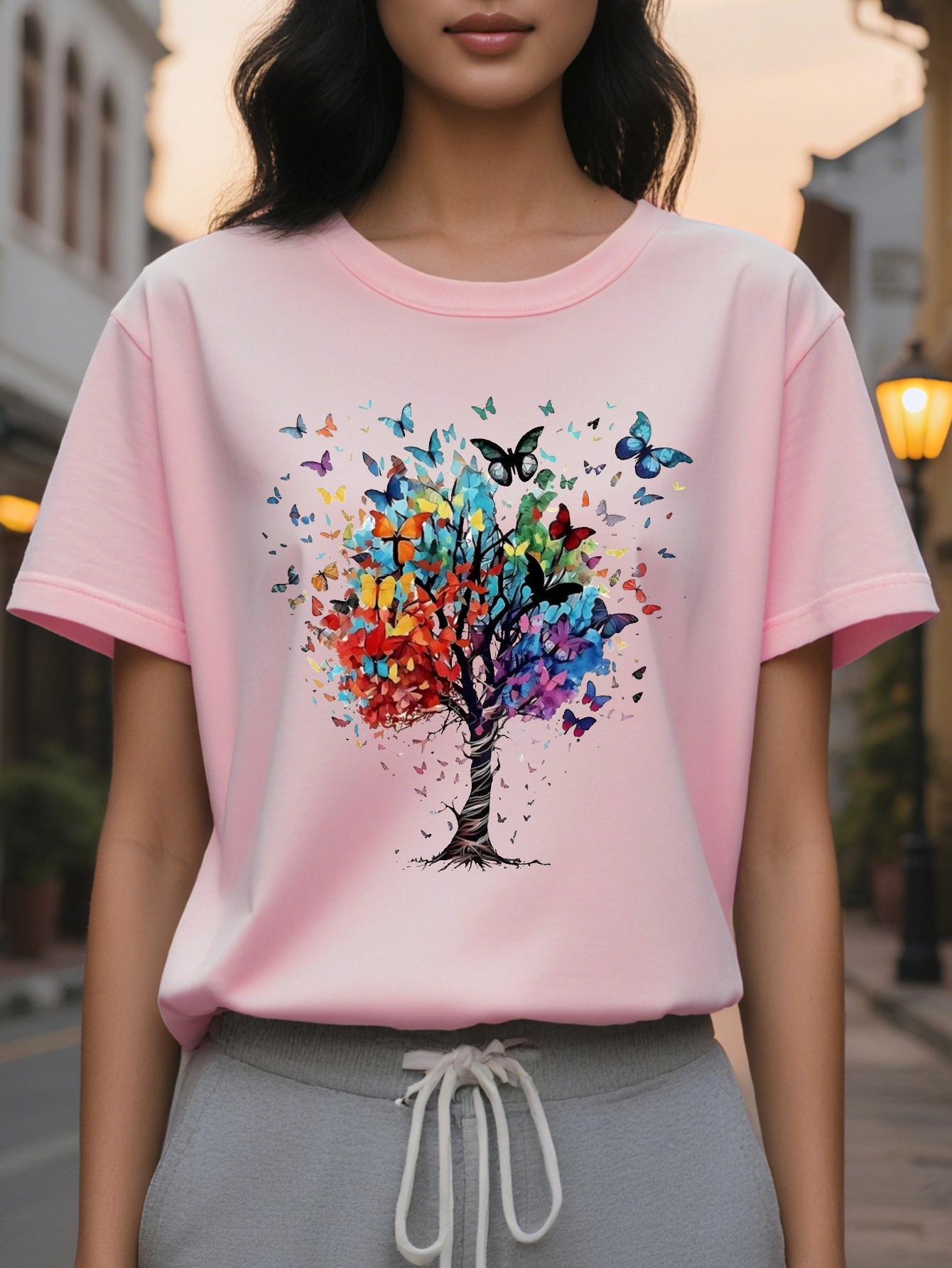 Butterfly pattern round neck short sleeve T-shirt suitable for spring and summer casual women's clothing