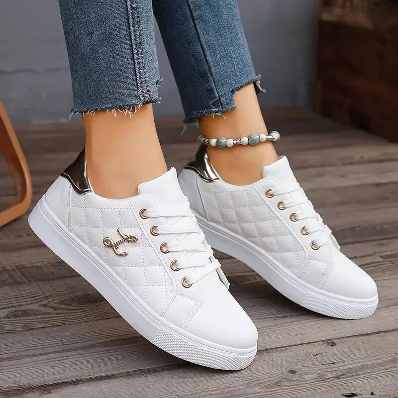 2024 Summer Fashion Breathable Shoes Woman Soft Sole Walking Casual Sneaker White Sneakers Women ddmysaturn