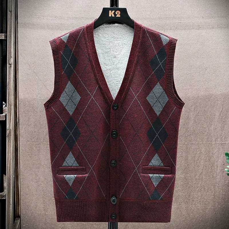 Autumn Winter Sweaters Men Casual Sleeveless Sweater Male V Neck Collar Knitted Vests ManXJ250904