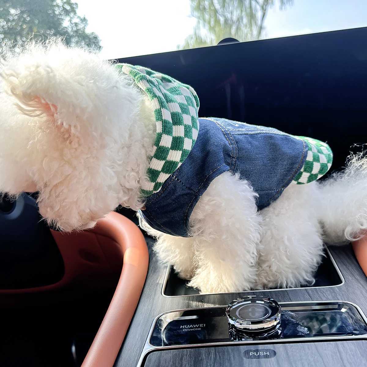 1PC Pet Clothing Spring and Autumn Green White Checkered Star Cowboy Hat Coat Suitable for Small and Medium sized Dogs W250904