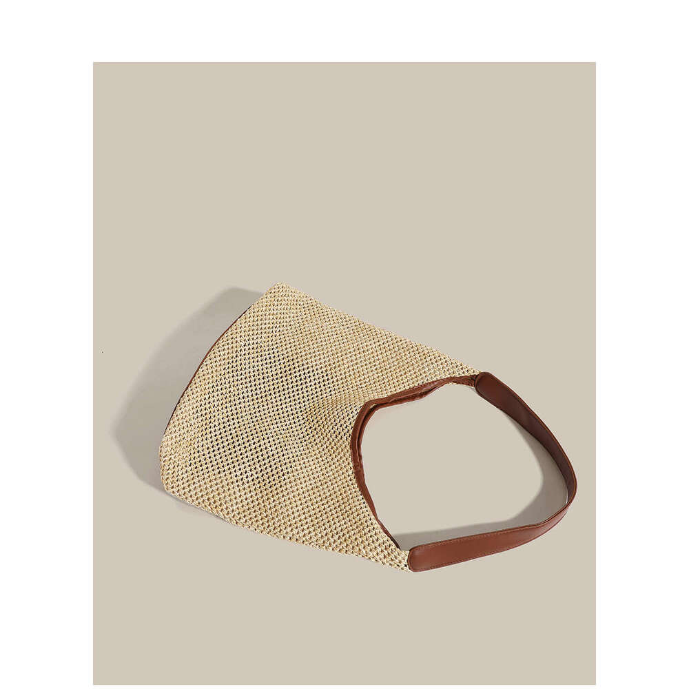 New INS Style Straw Woven Tote Single Shoulder Women's Casual Large Capacity Vacation Beach Bag