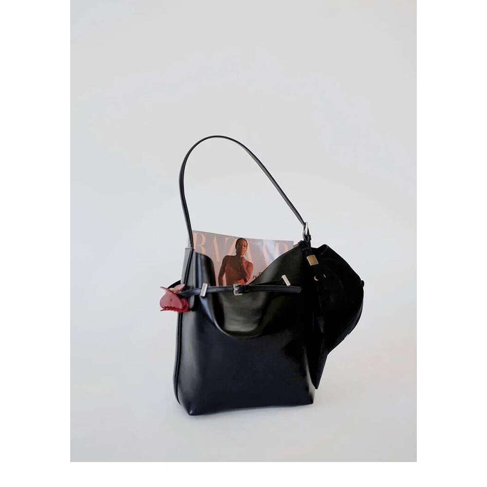 New Ladies Handbag Tote Soft Simple Women Bucket Fashionable Lady Shoulder Thick Leather Bag 2024