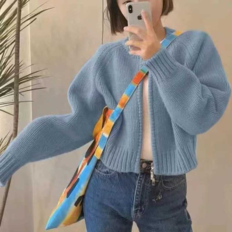 Autumn Winter Short Knitting Cardigan Women Solid Color Long Sleeve Round Neck Sweater Jacket 2025 Casual Zipper Sweater Coats M250904